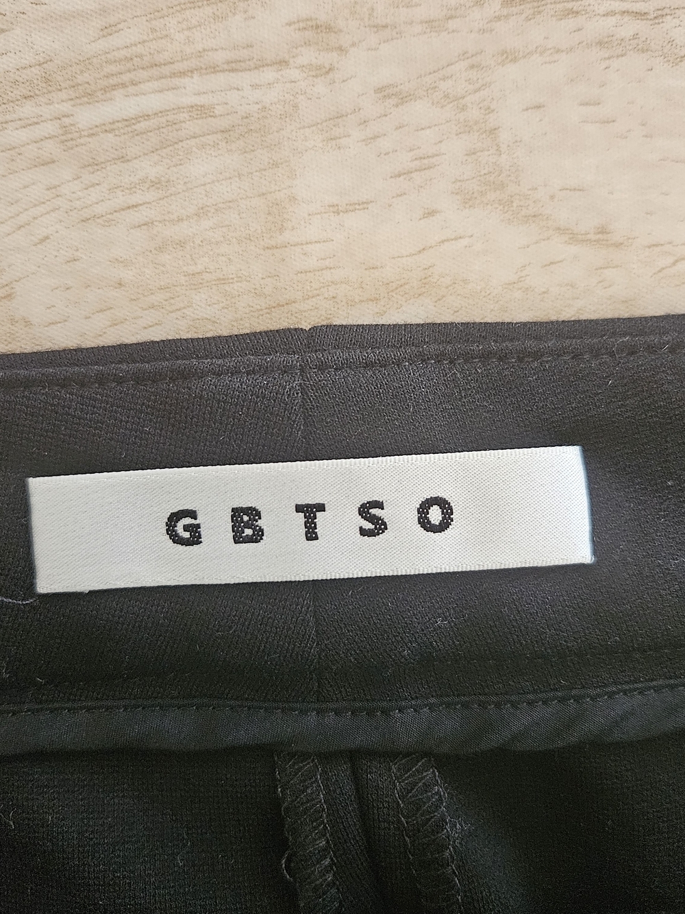 GBTSO Classic Black Midi Pencil Skirt with Pockets - Size XS - Picture 5 of 12